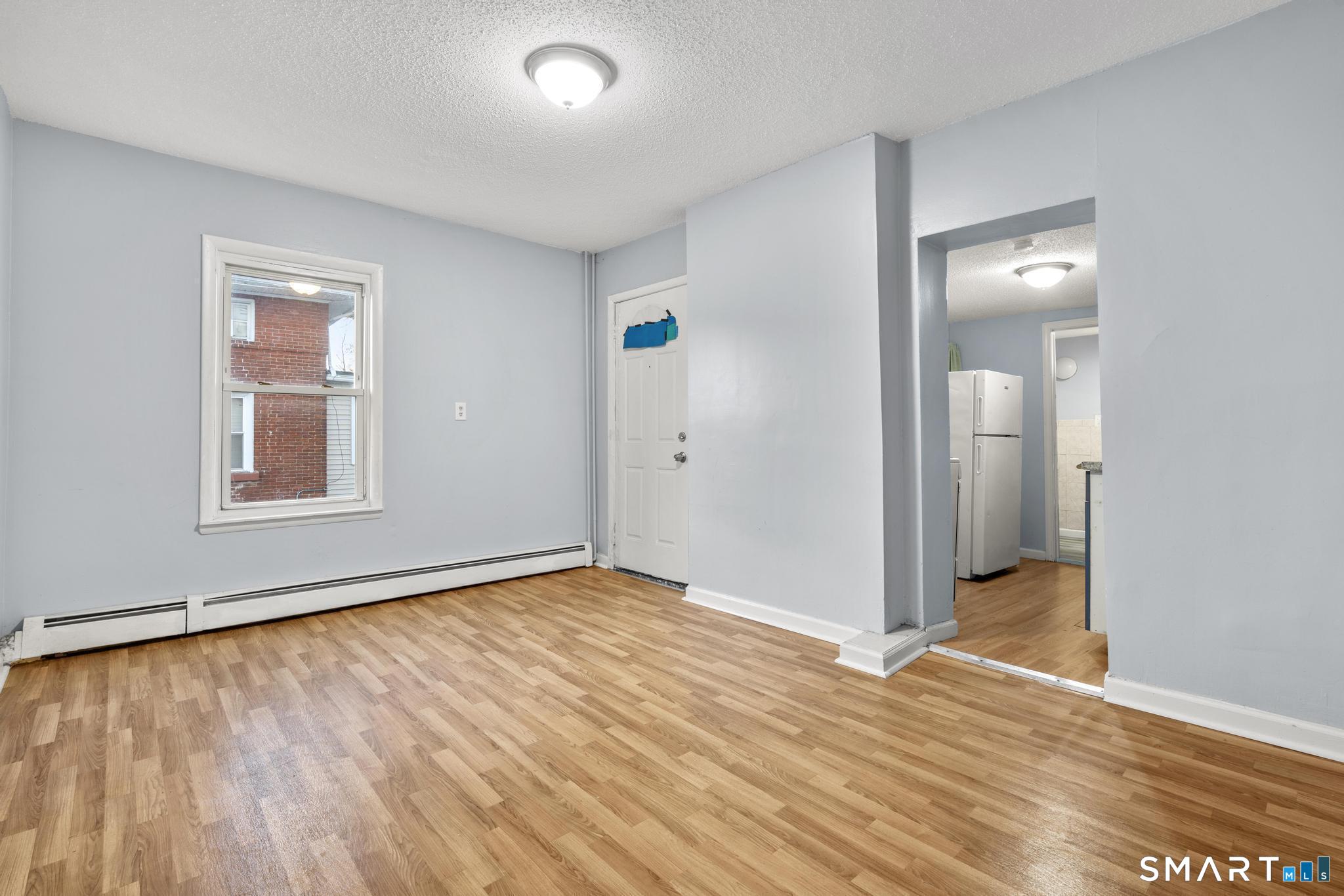 87 Amity Street Hartford CT 06106