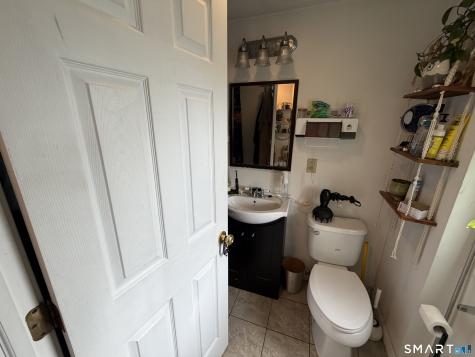 47 Lounsbury Street Naugatuck CT 06770