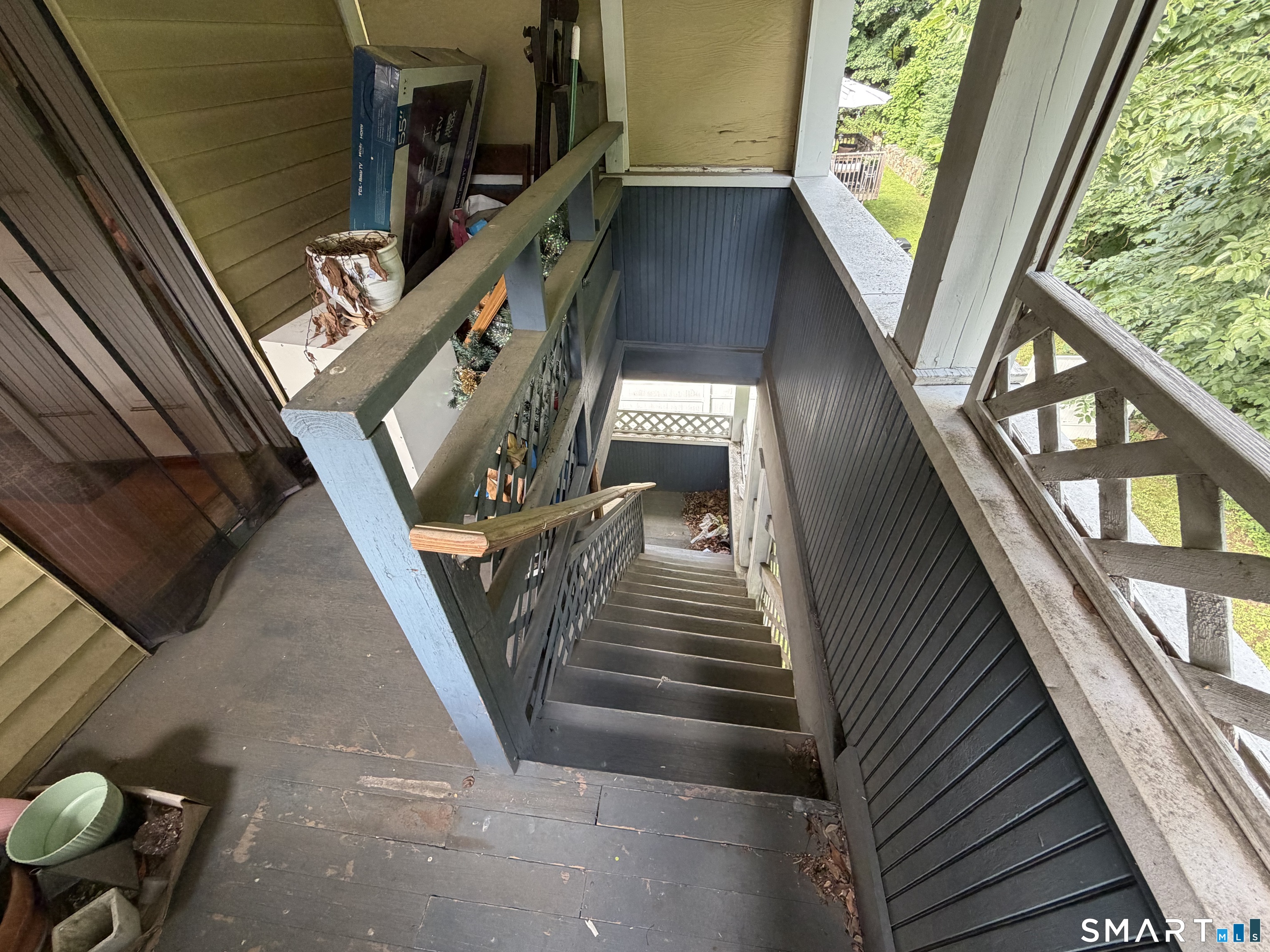 47 Lounsbury Street Naugatuck CT 06770