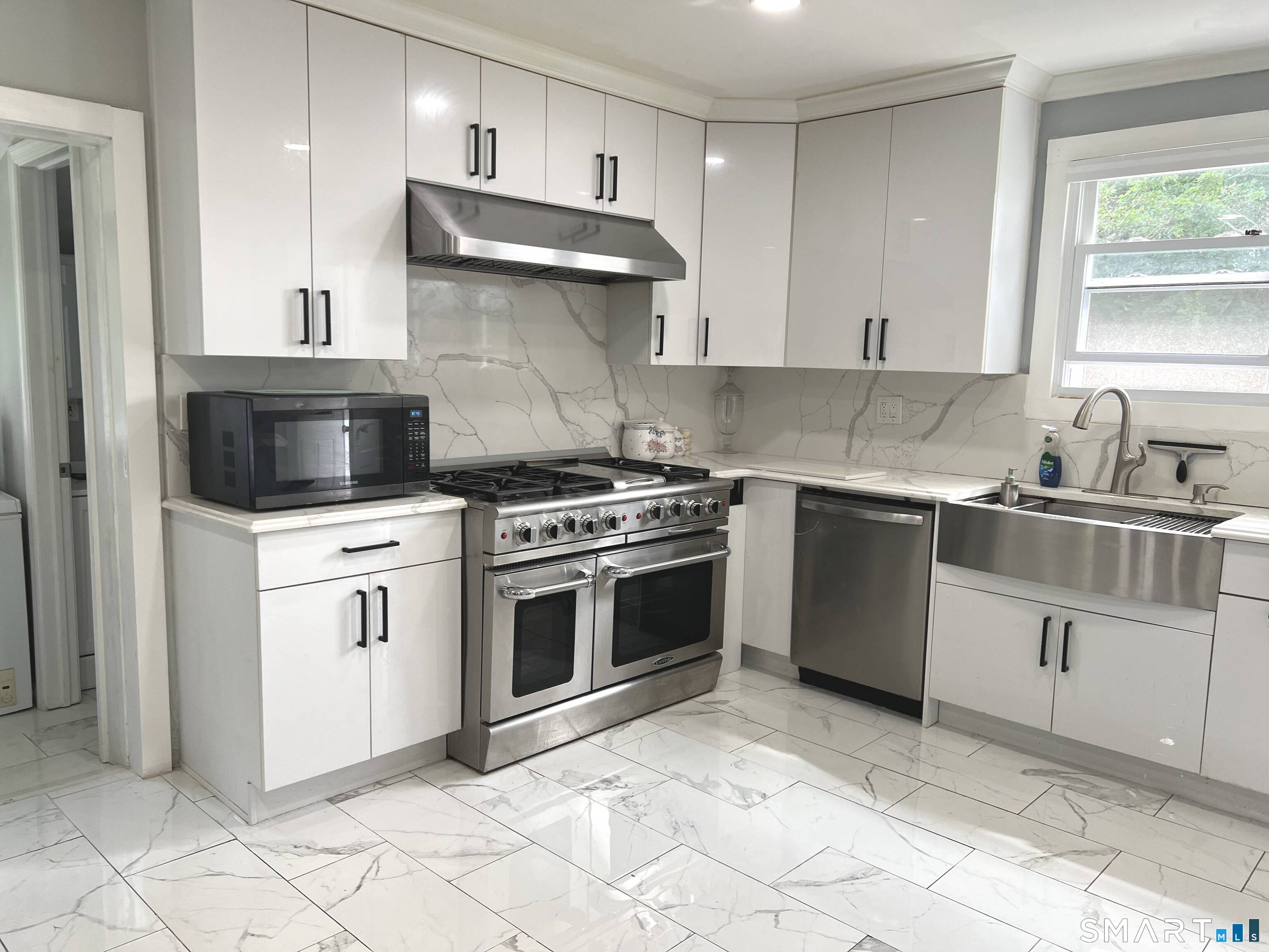 34 Caldwell Avenue Stamford CT 06902