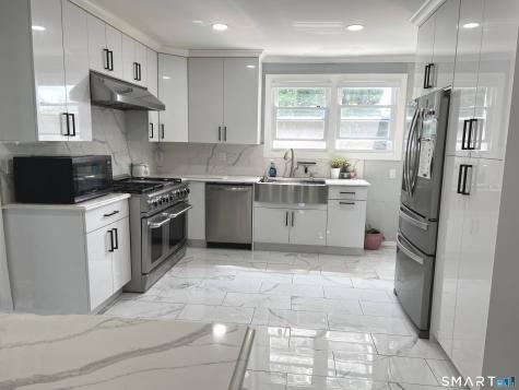 34 Caldwell Avenue Stamford CT 06902