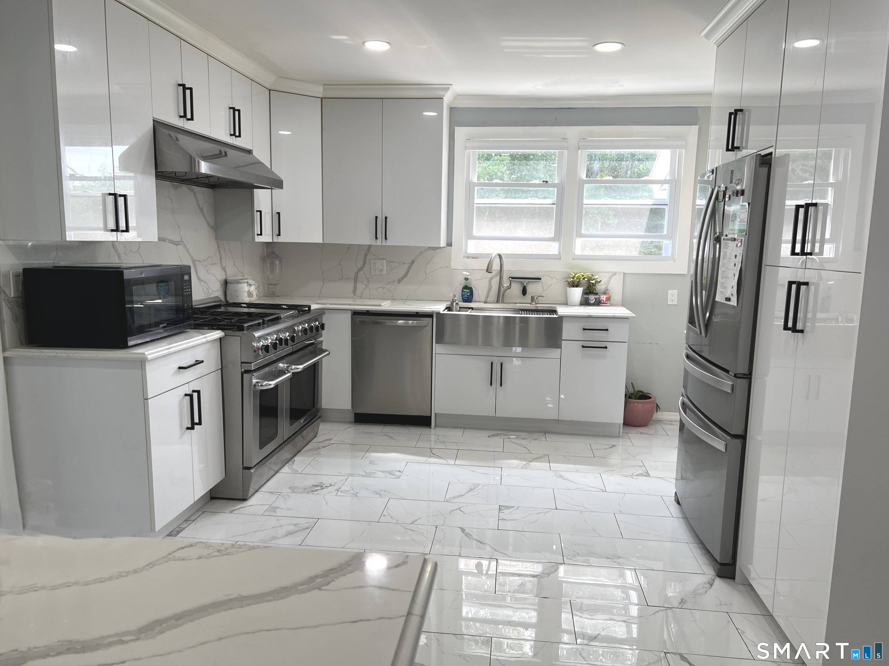 34 Caldwell Avenue Stamford CT 06902