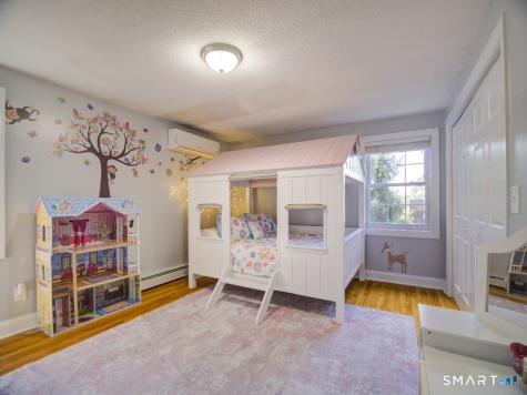 81 Old Coach Highway Hamden CT 06518