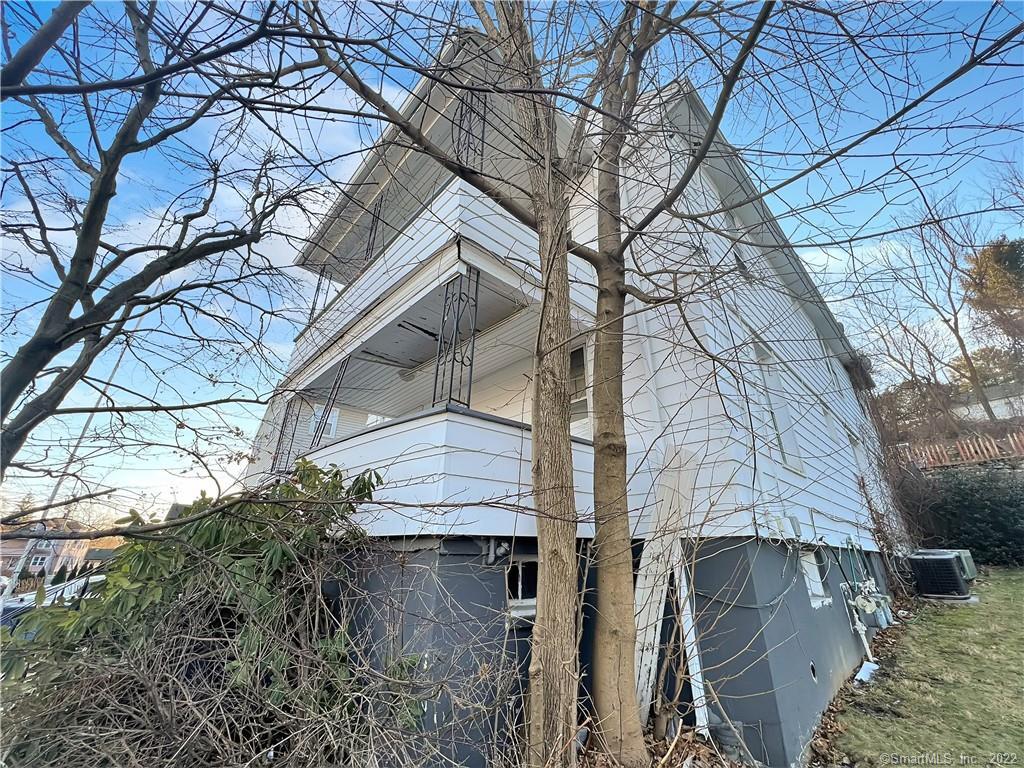 172 Smith Street Derby CT 06418