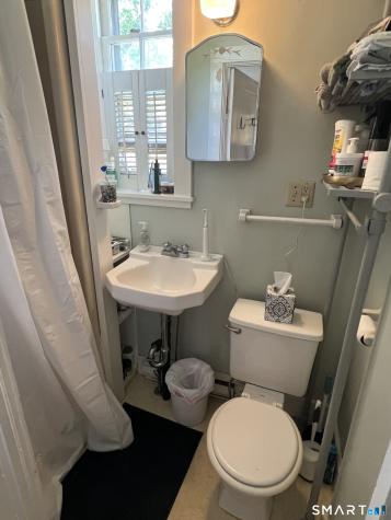 14 New London Road Groton CT 06355