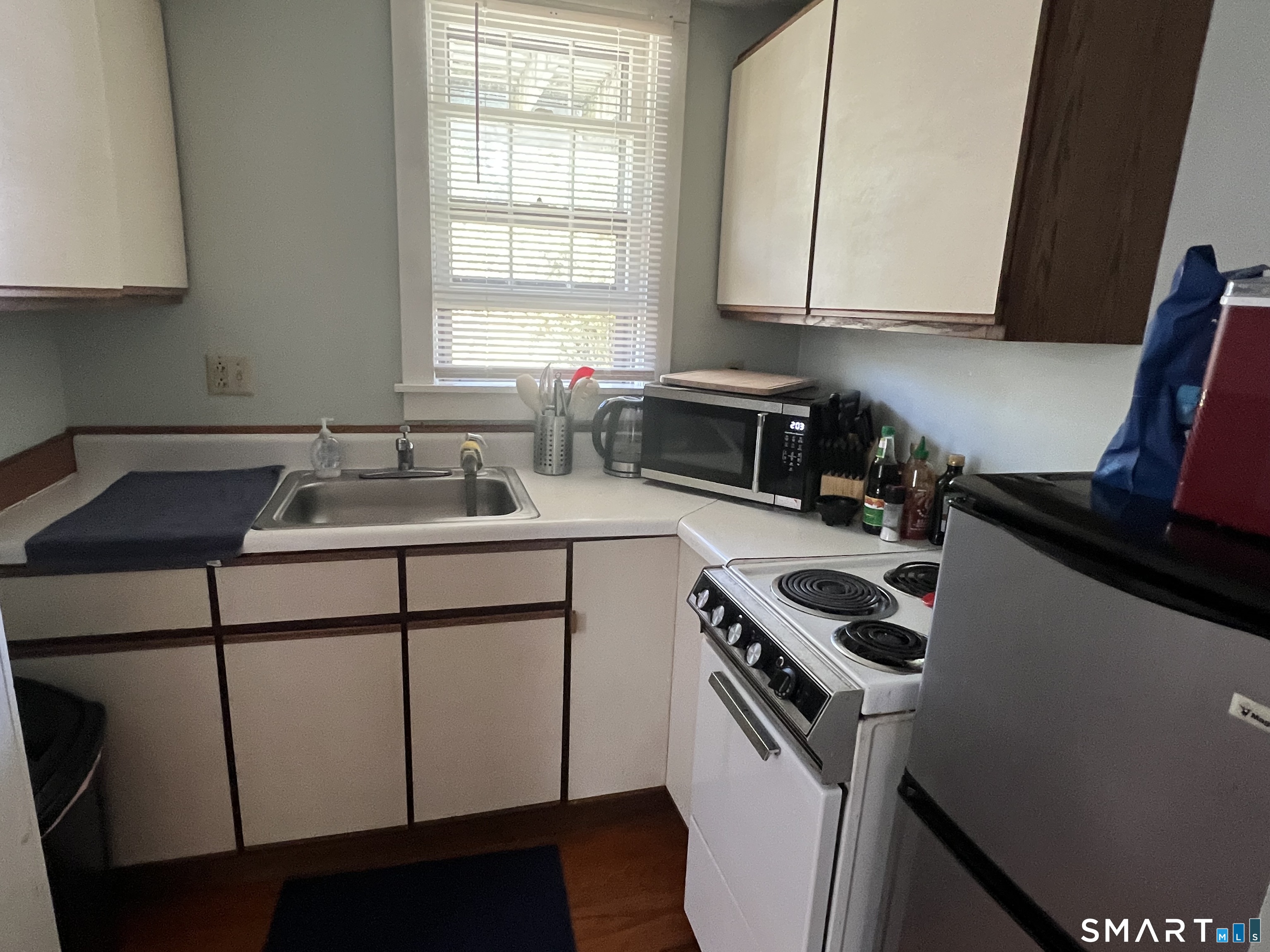 14 New London Road Groton CT 06355