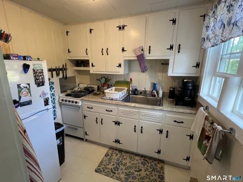 14 New London Road Groton CT 06355