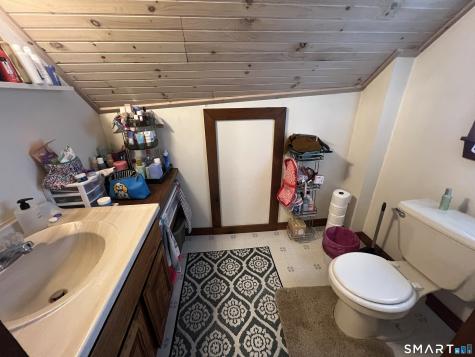 14 New London Road Groton CT 06355