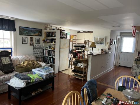 14 New London Road Groton CT 06355