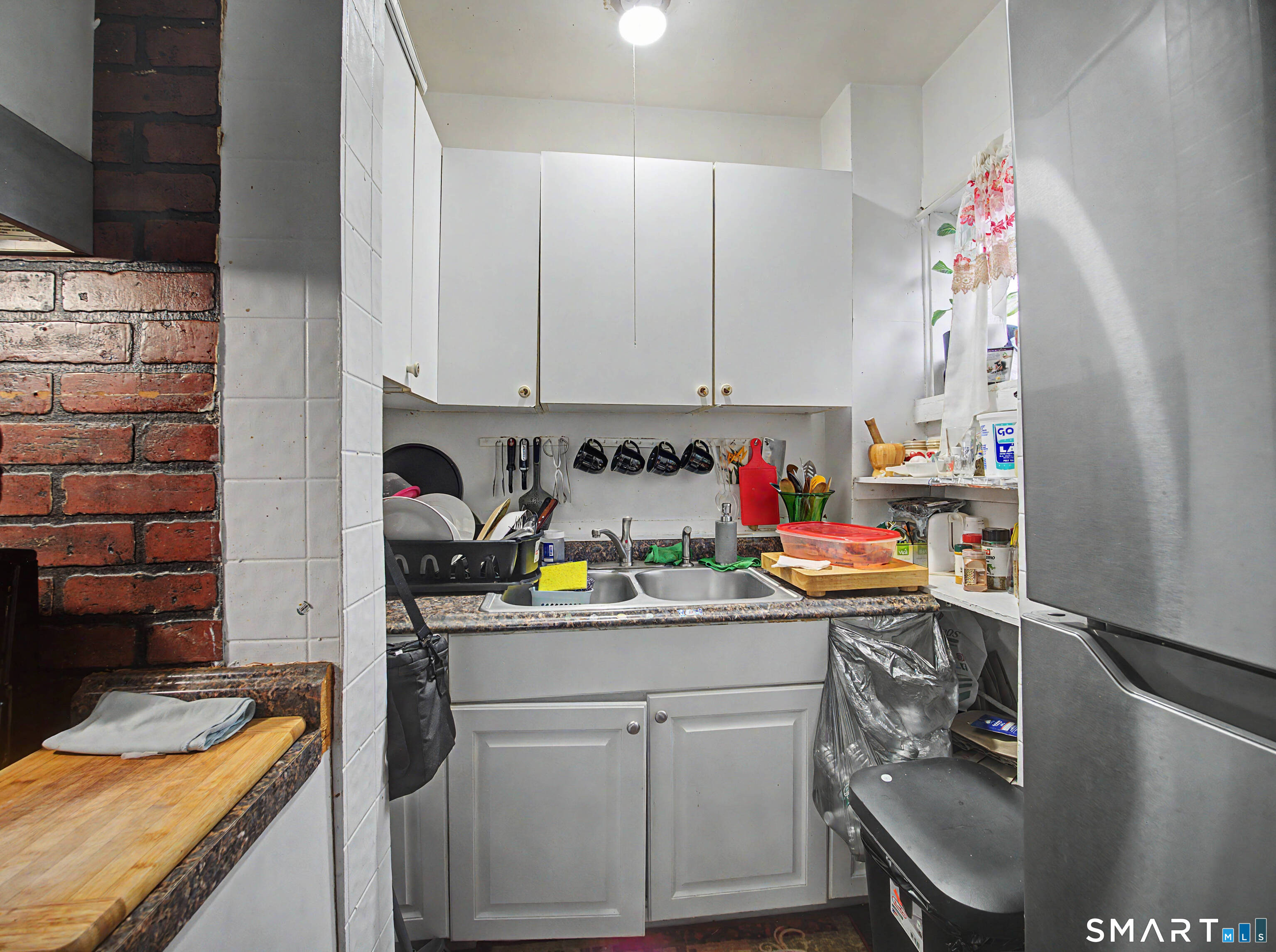 865 Iranistan Avenue Bridgeport CT 06604