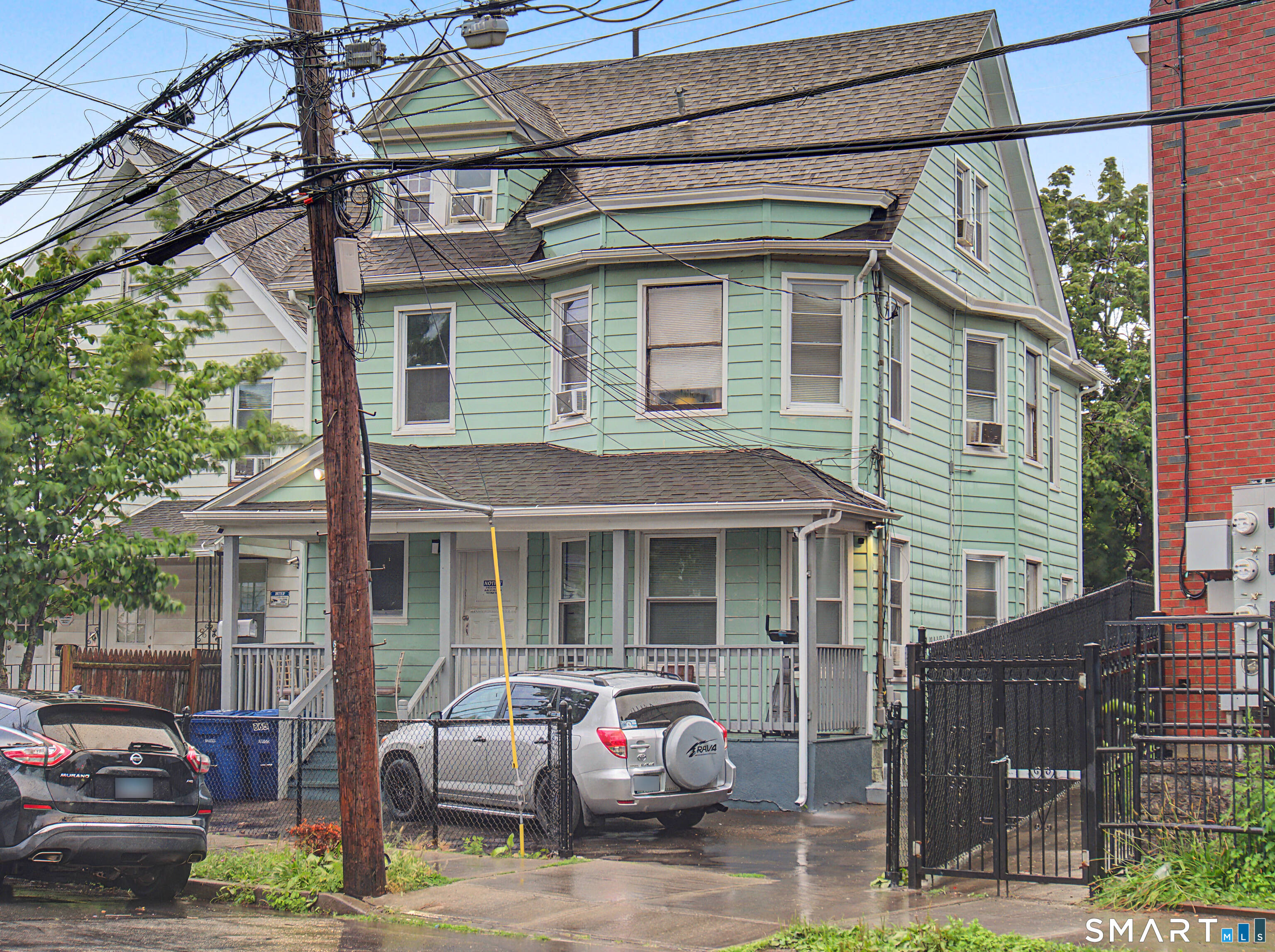 865 Iranistan Avenue Bridgeport CT 06604