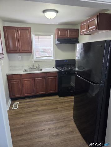84 Sylvan Avenue New Haven CT 06519