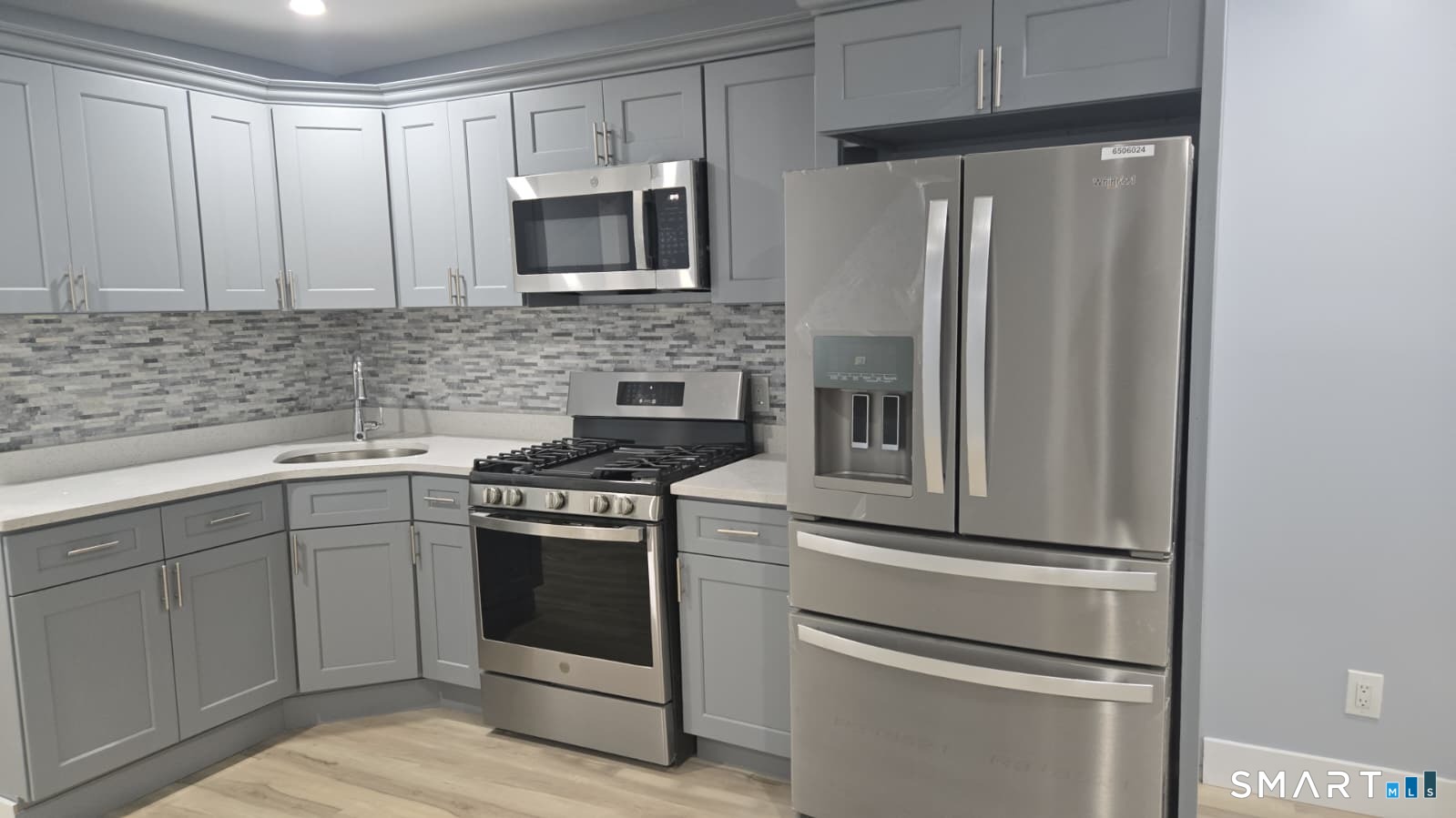 17 Congress Avenue Waterbury CT 06708