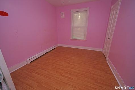15 Avon Avenue Waterbury CT 06708