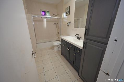 15 Avon Avenue Waterbury CT 06708