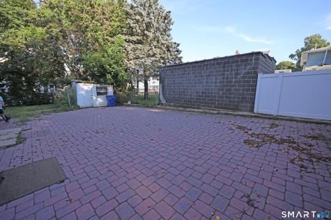 15 Avon Avenue Waterbury CT 06708