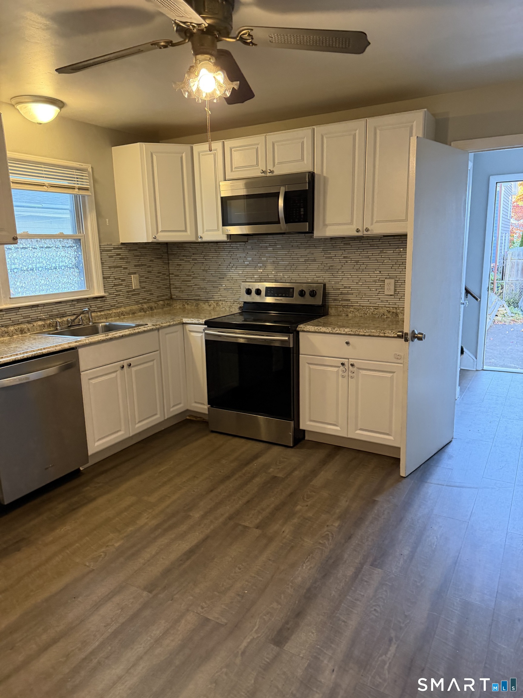 114 Cleveland Avenue Bridgeport CT 06606