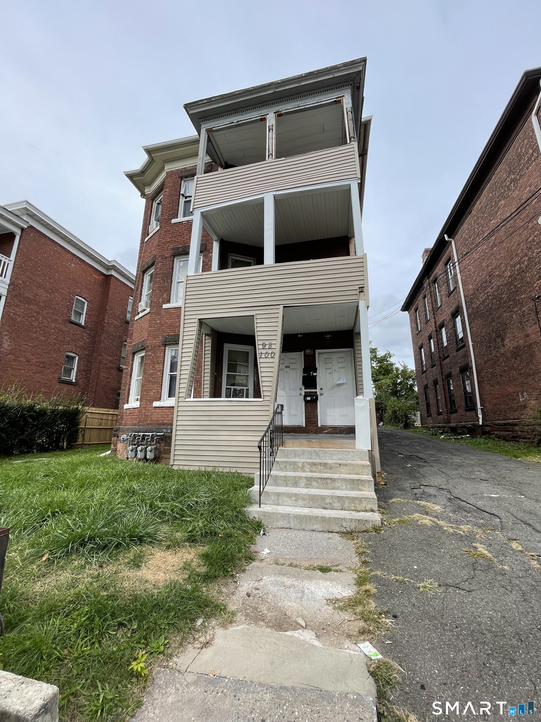 98-100 Russ Street Hartford CT 06106