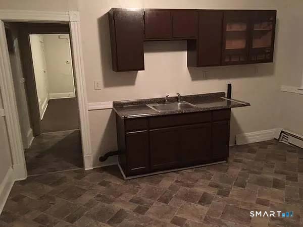 98-100 Russ Street Hartford CT 06106