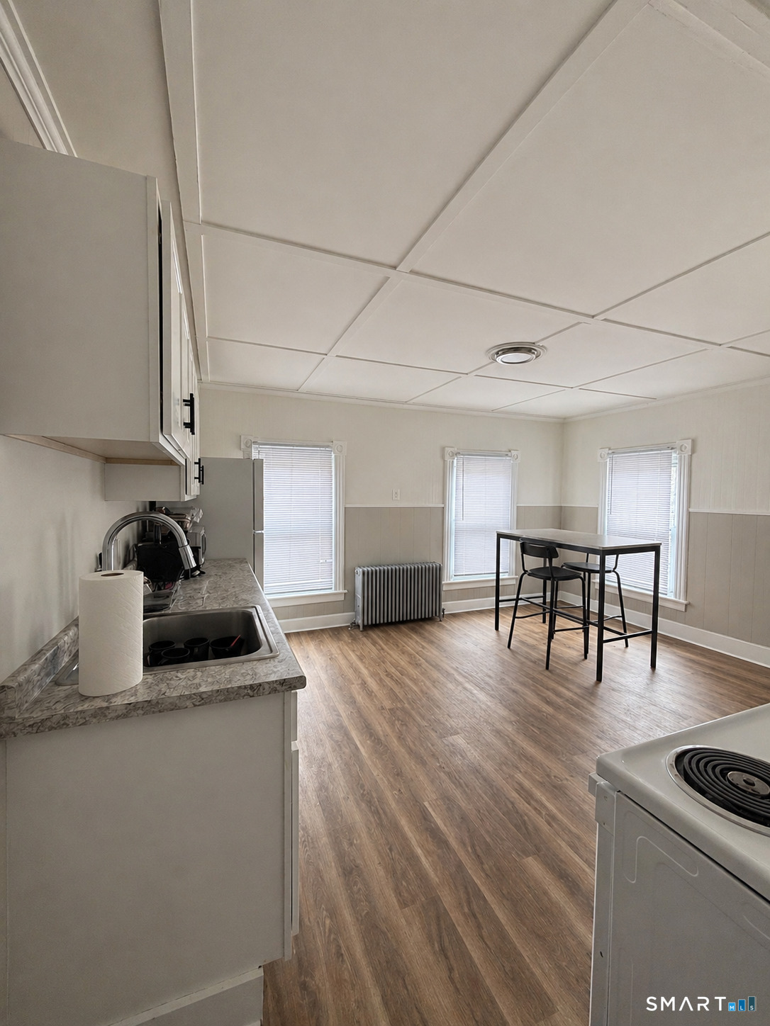 8 Thompson Court Enfield CT 06082