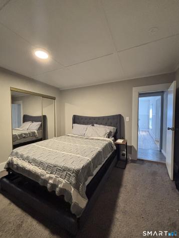 8 Thompson Court Enfield CT 06082