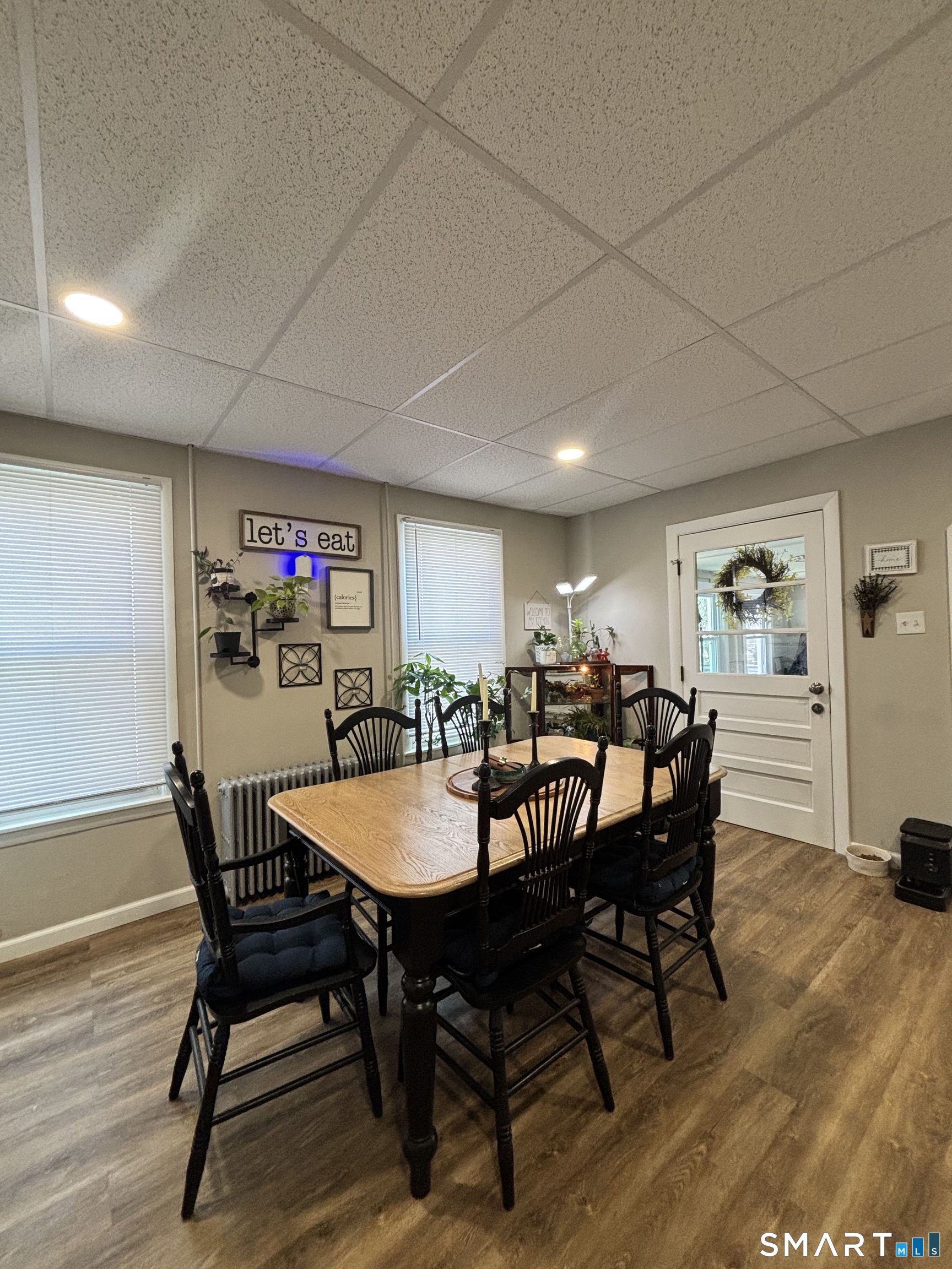 8 Thompson Court Enfield CT 06082