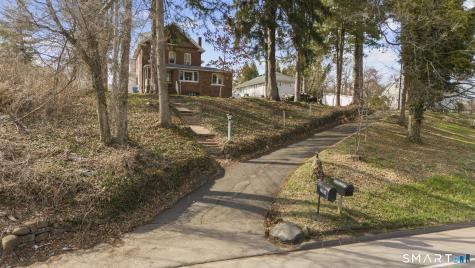 2964 State Street Hamden CT 06517