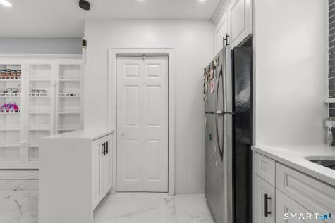 2964 State Street Hamden CT 06517