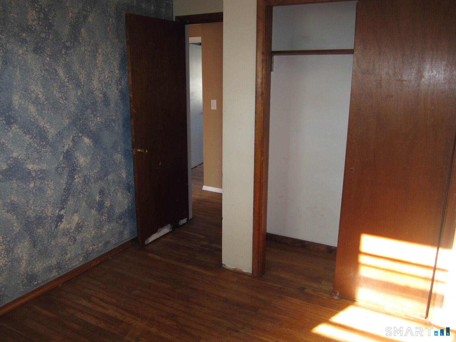 37-39 Graham Road East Hartford CT 06118