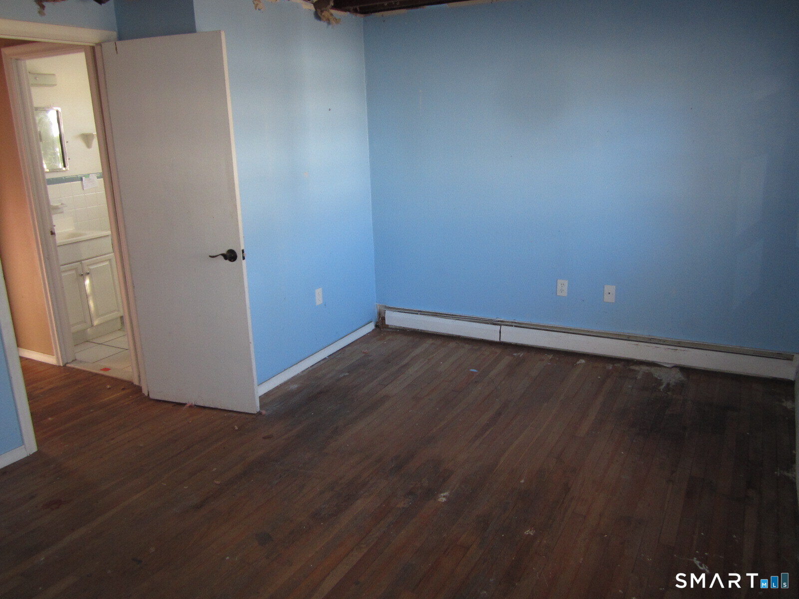 37-39 Graham Road East Hartford CT 06118