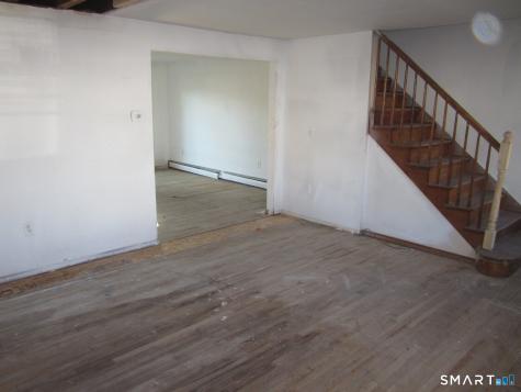 37-39 Graham Road East Hartford CT 06118