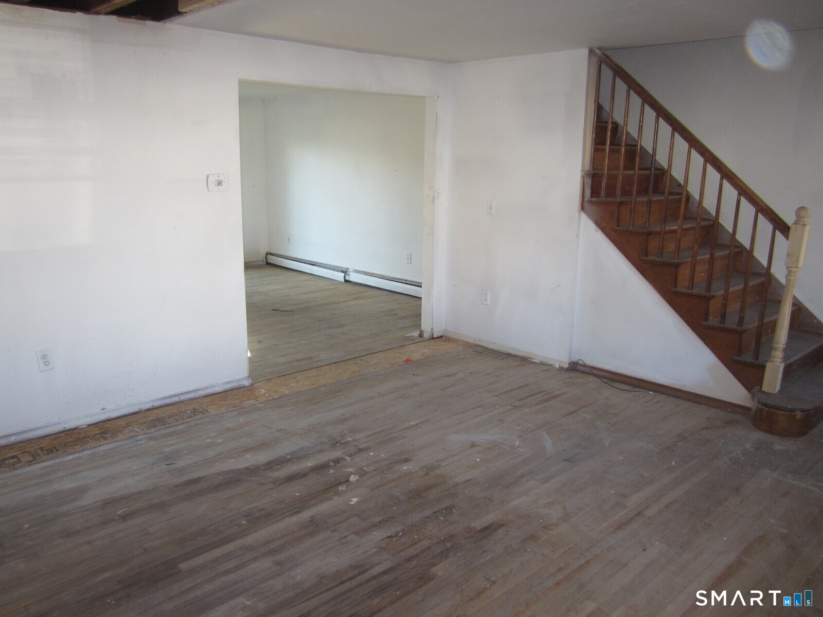 37-39 Graham Road East Hartford CT 06118