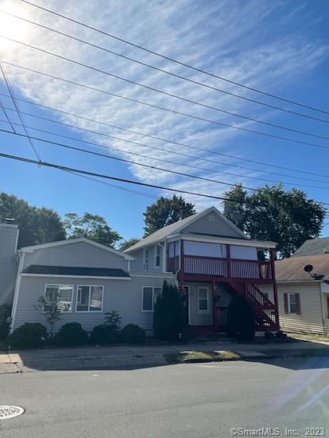 32 8TH Street Derby CT 06418