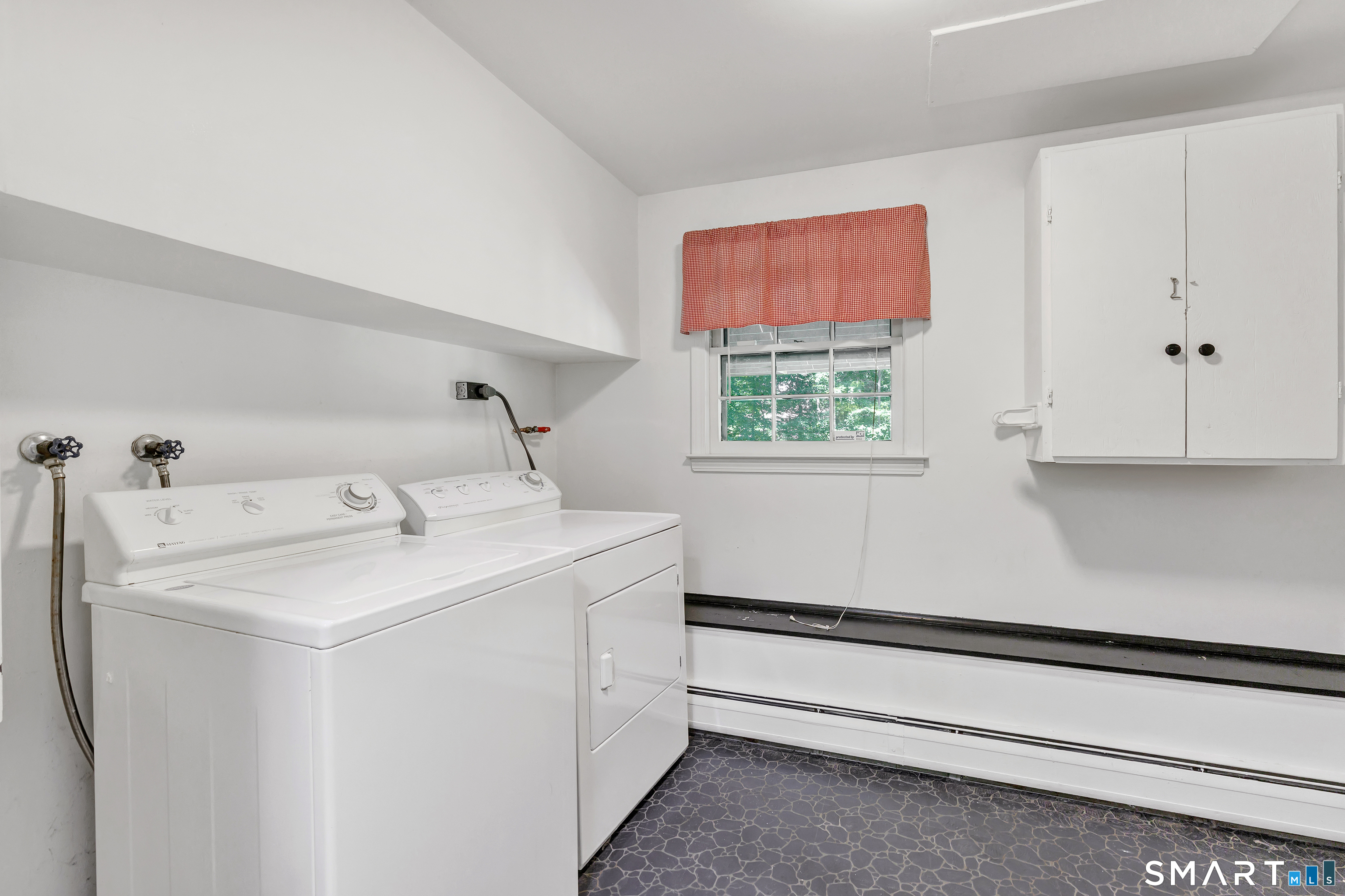 69 Forest Road Monroe CT 06468