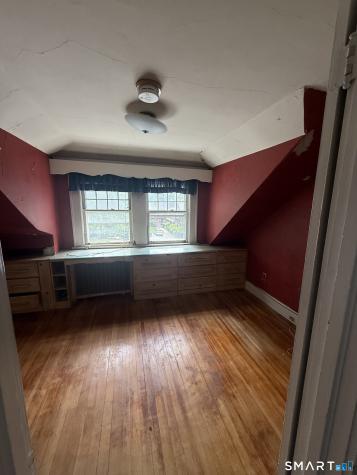 38 Mead Street Stamford CT 06907