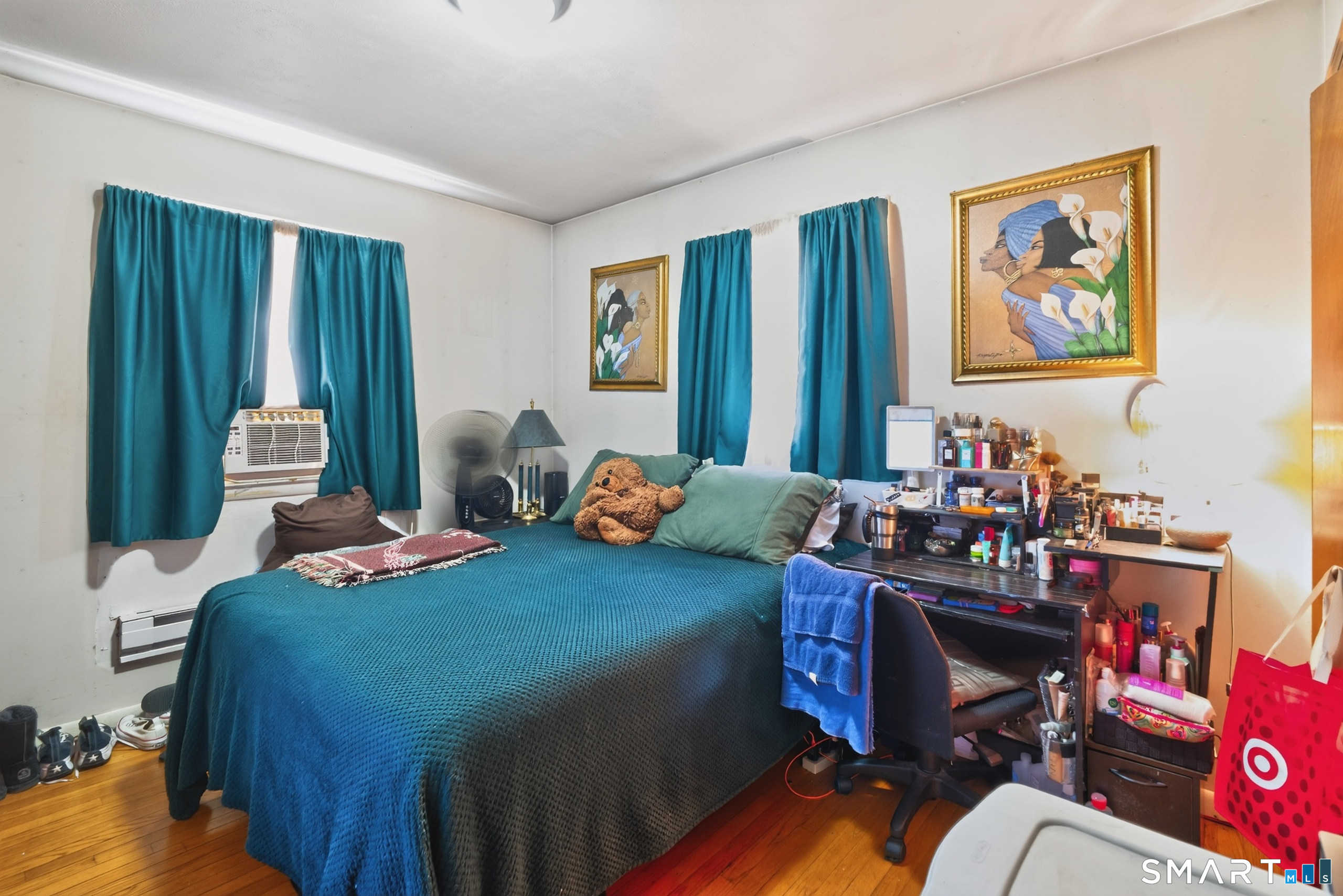 403-405 Indian Avenue Bridgeport CT 06606