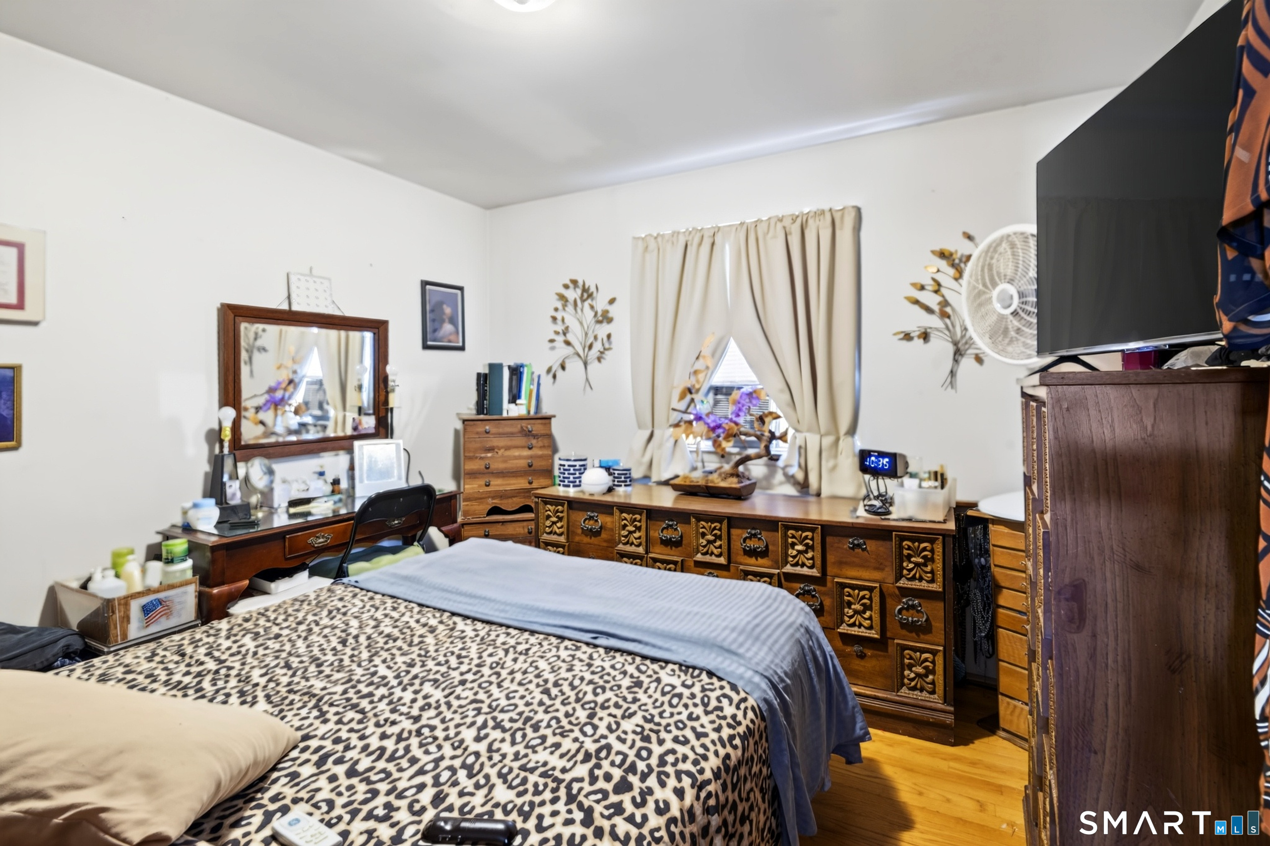 403-405 Indian Avenue Bridgeport CT 06606