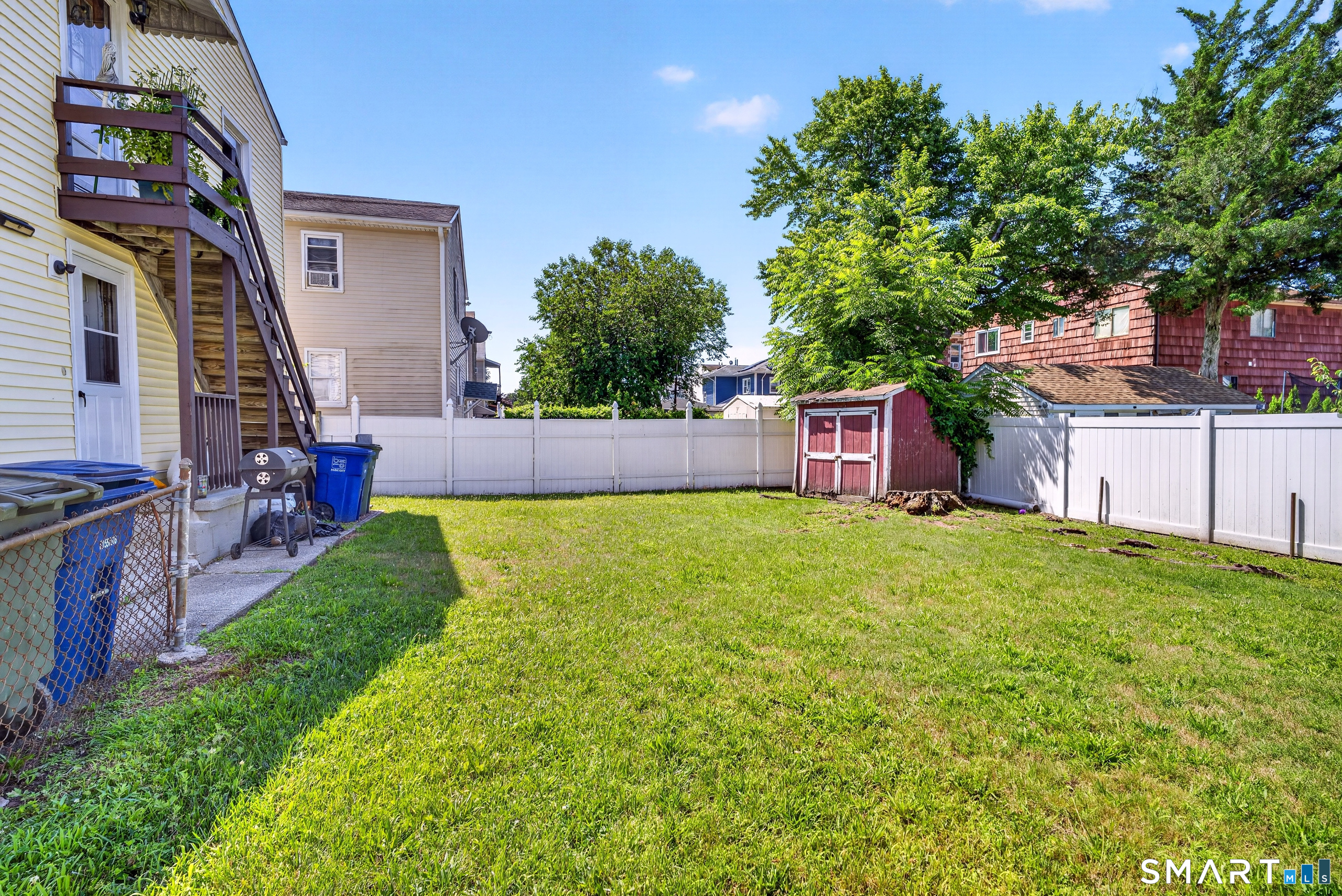 403-405 Indian Avenue Bridgeport CT 06606