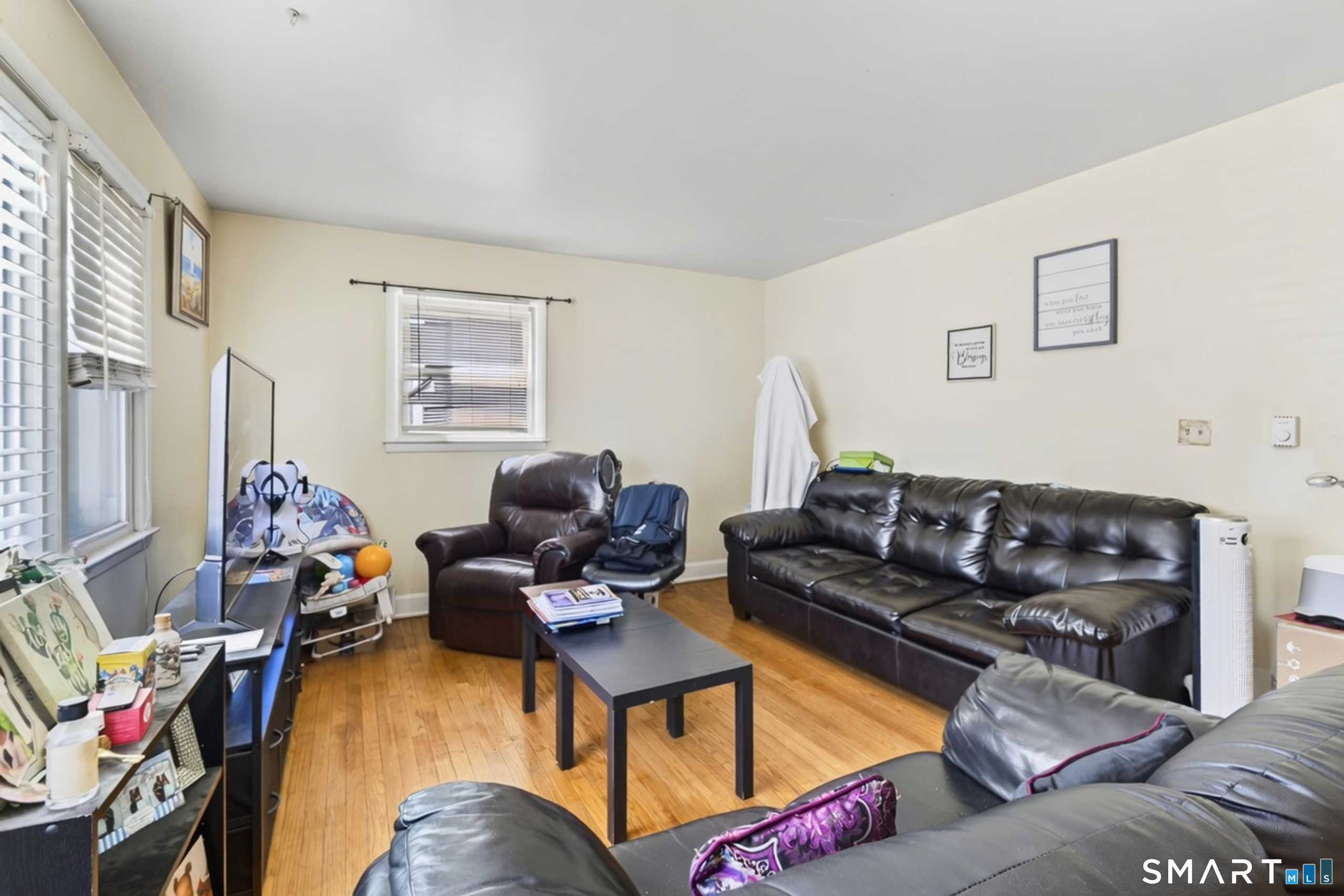 403-405 Indian Avenue Bridgeport CT 06606