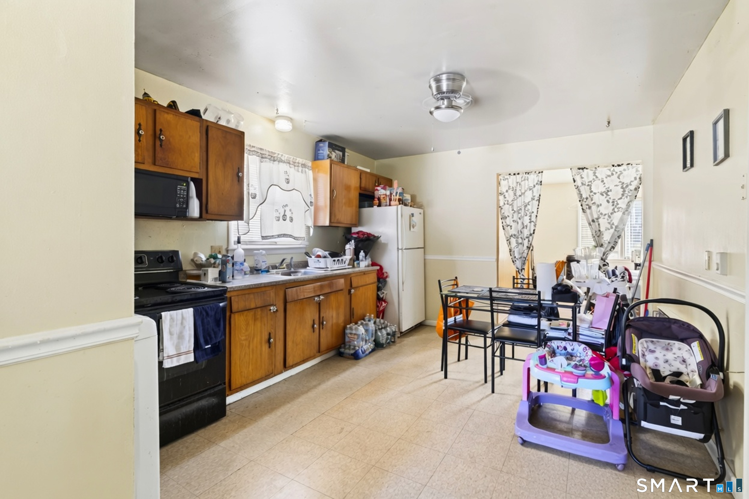 403-405 Indian Avenue Bridgeport CT 06606