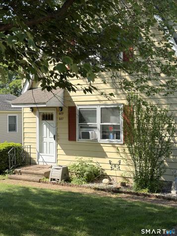 687-689 West Main Street Branford CT 06405