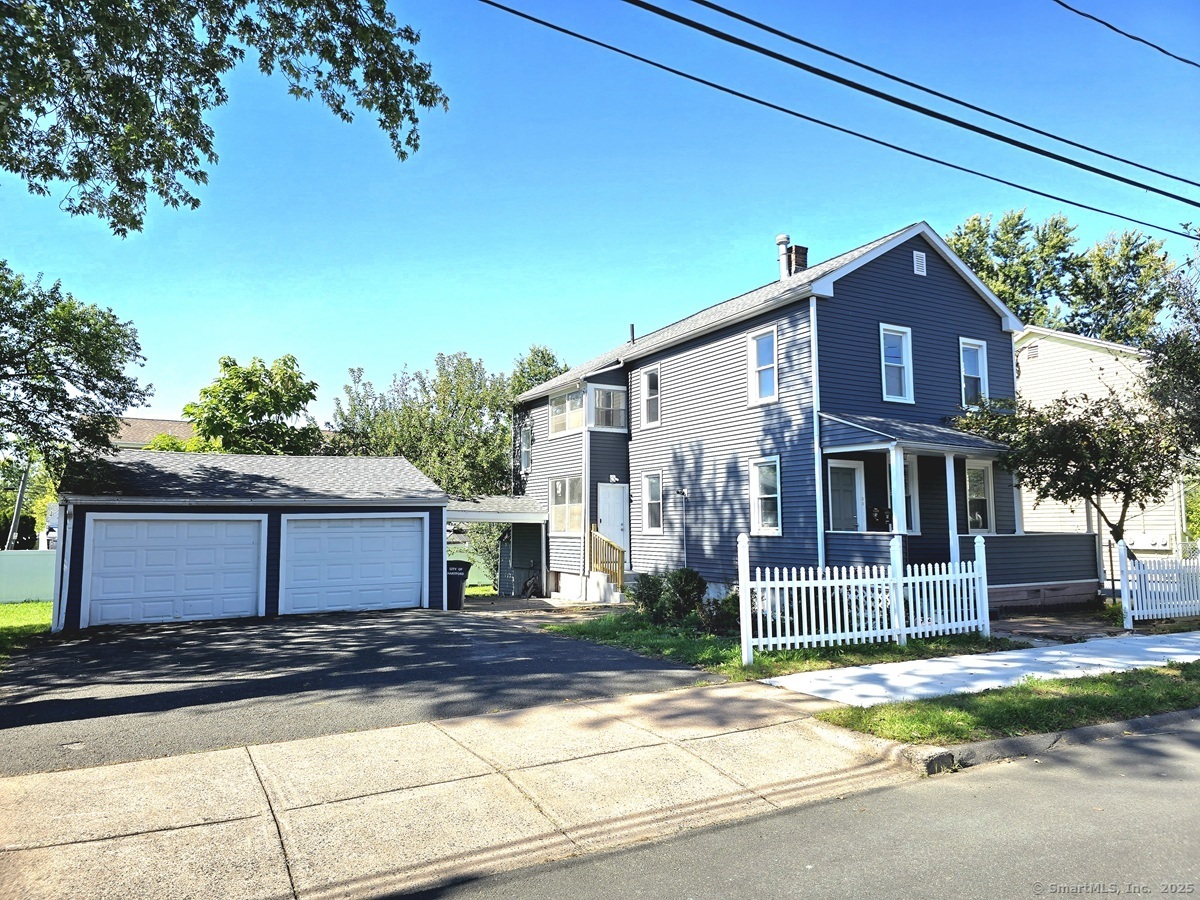 17 Giddings Street Hartford CT 06106