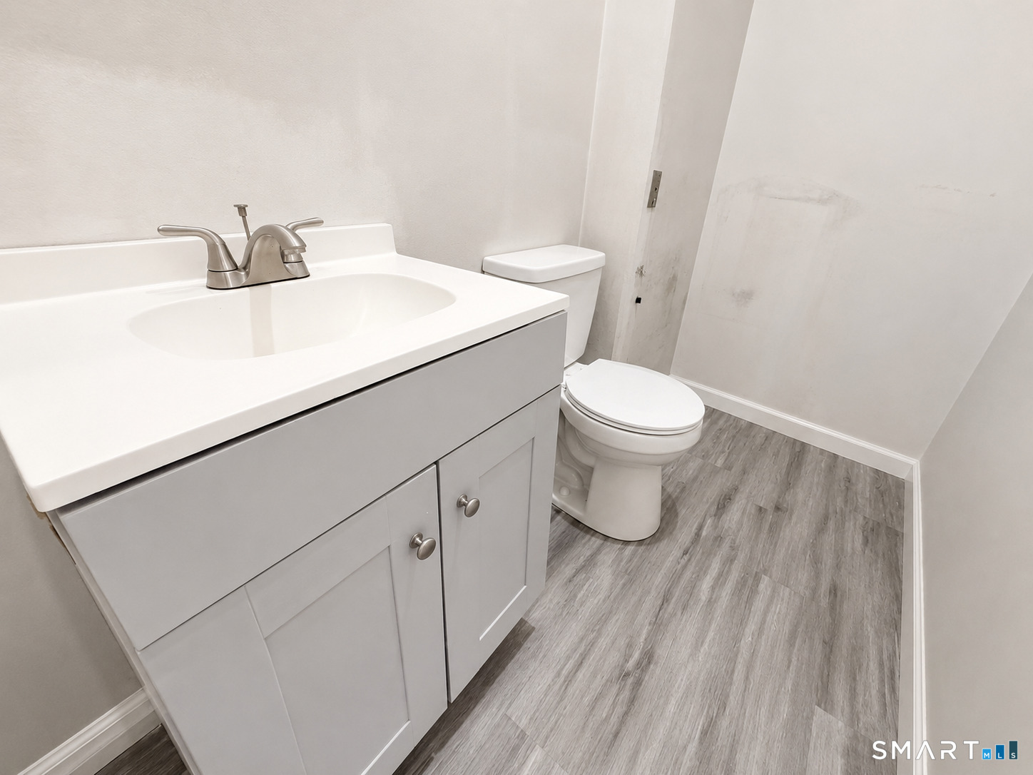 77 Truman Street New London CT 06320