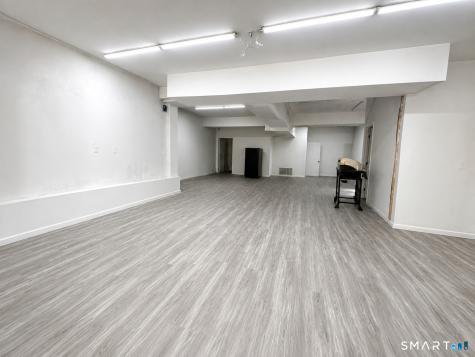 77 Truman Street New London CT 06320