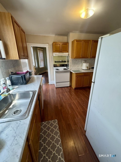 54 New Park Avenue Hartford CT 06106
