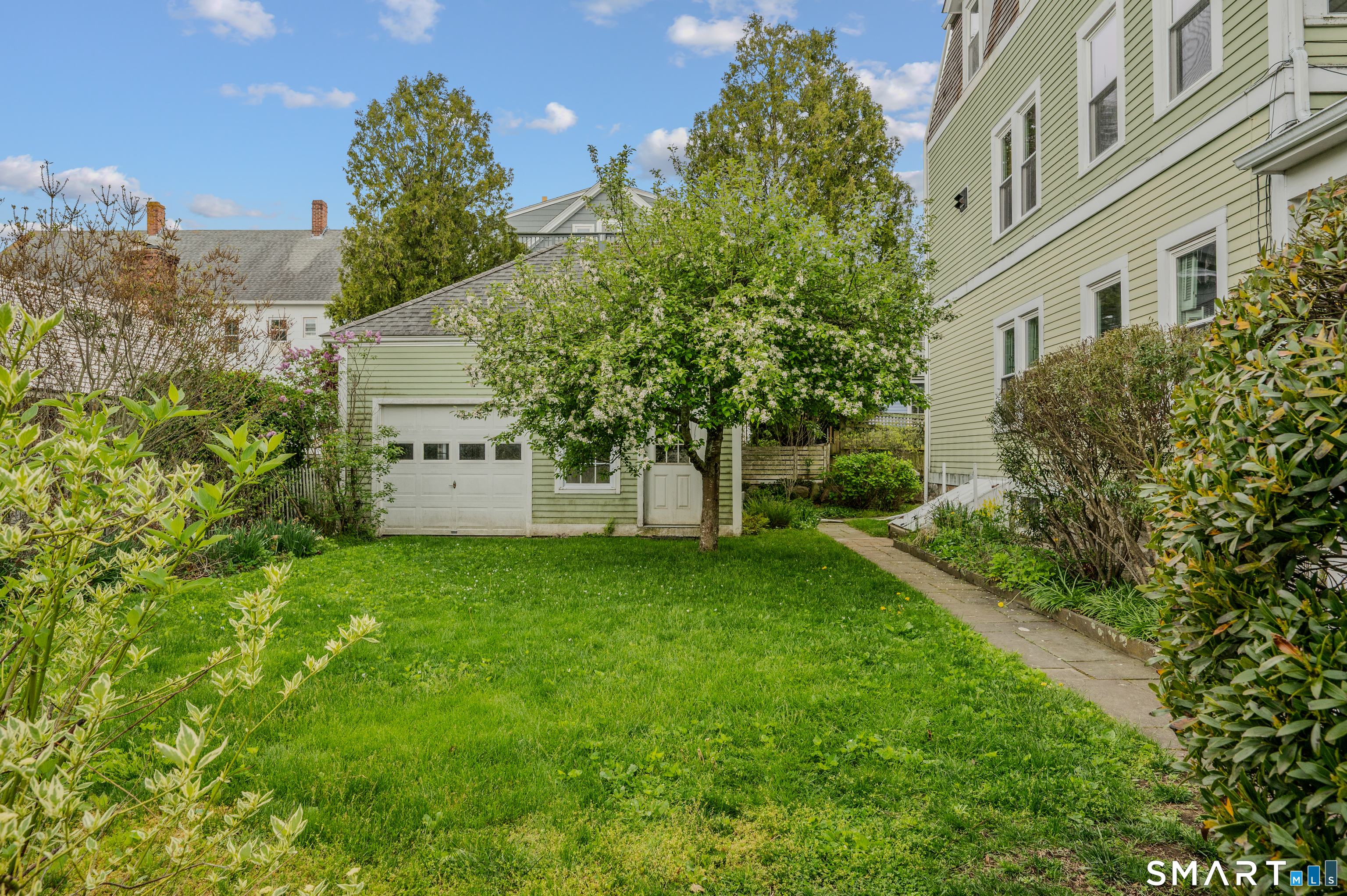 9-11 Diving Street Stonington CT 06378