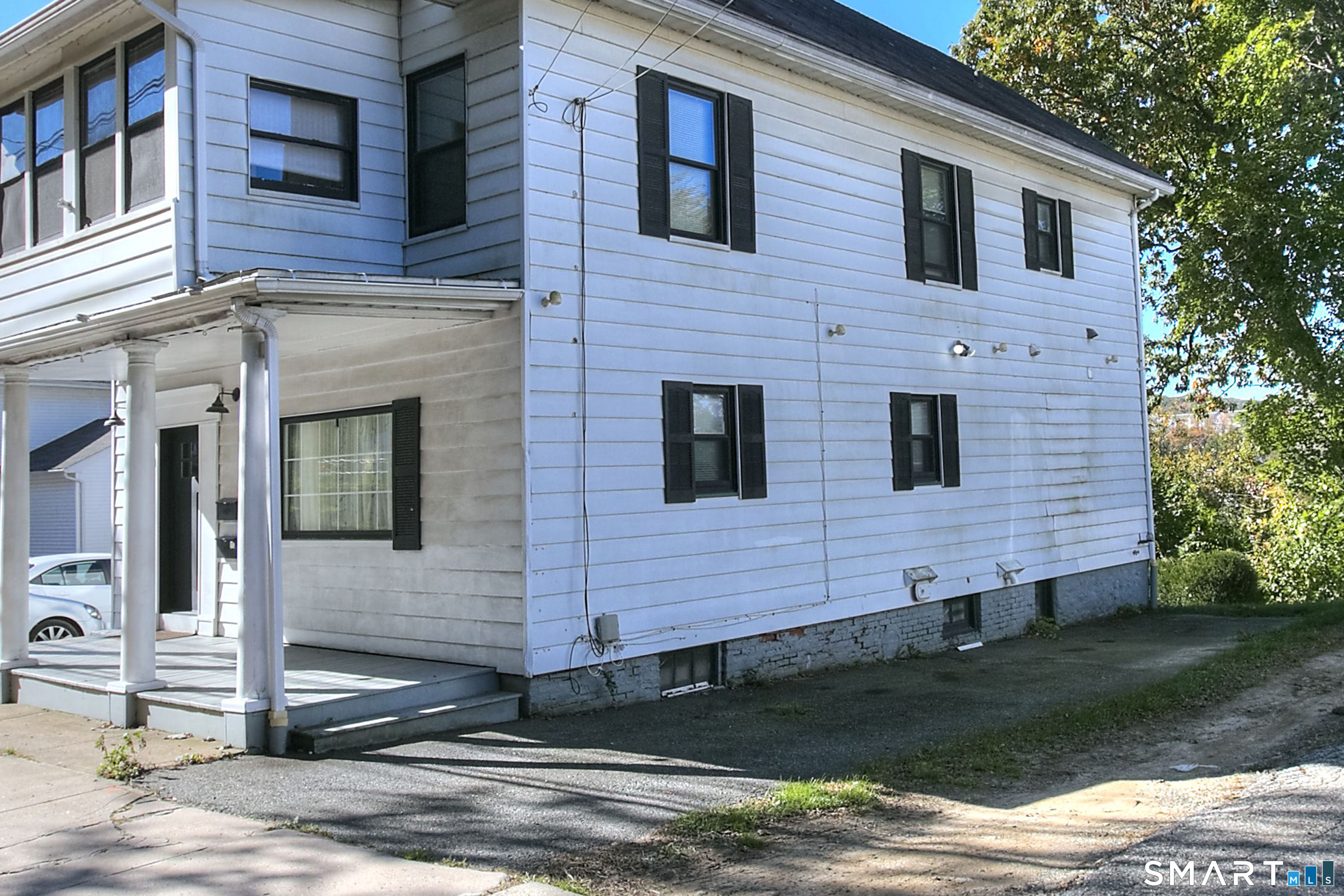 184 Derby Avenue Derby CT 06418