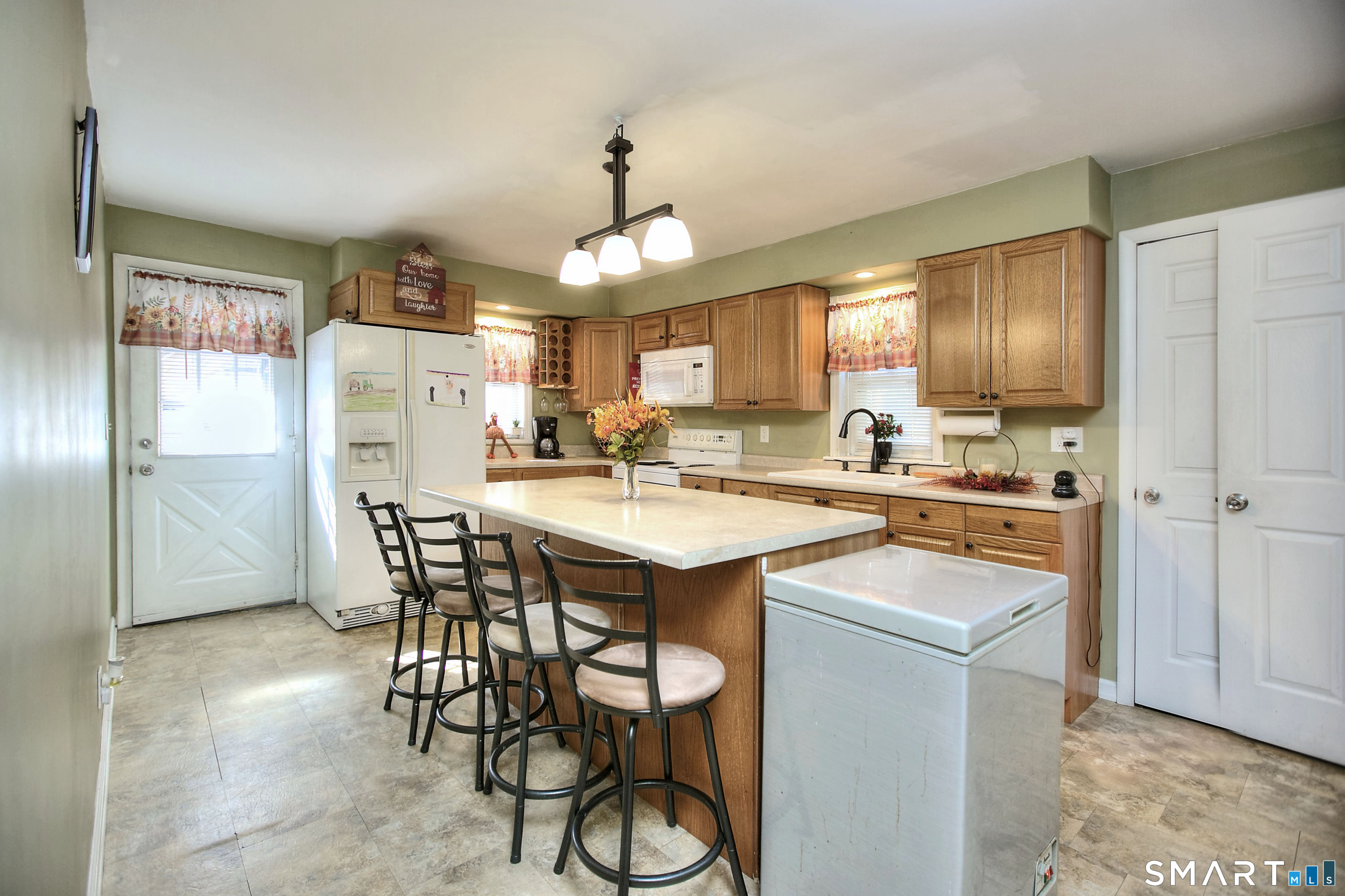 184 Derby Avenue Derby CT 06418