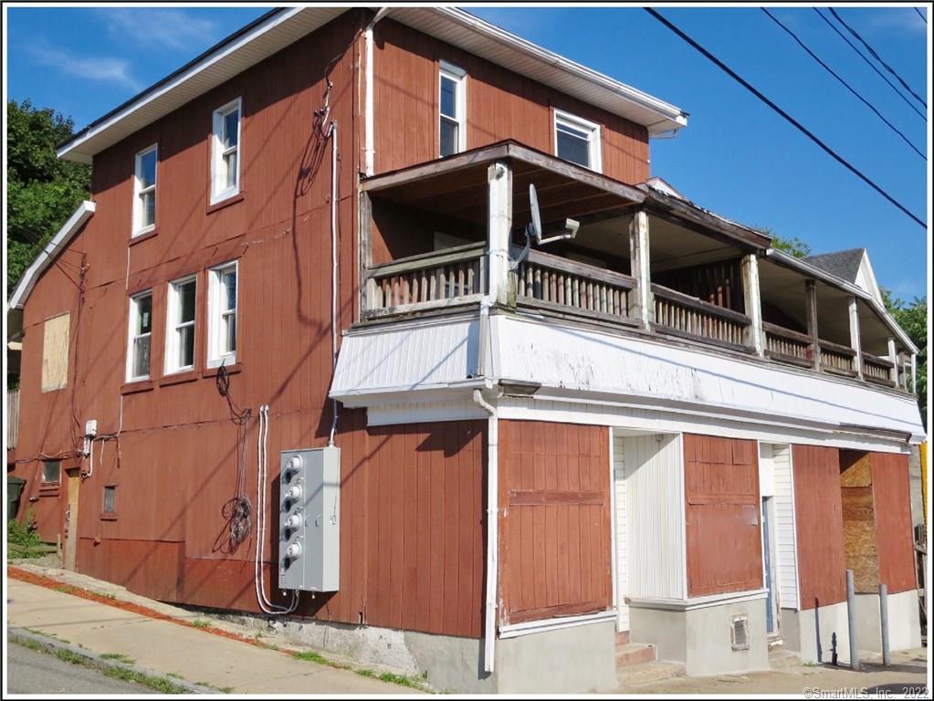 59 Blackhall Street New London CT 06320