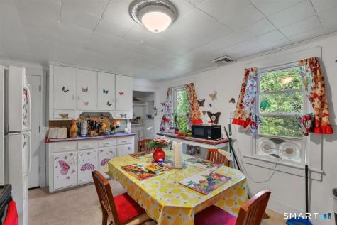 18 North 3rd Street Meriden CT 06451